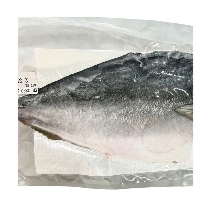 Hamachi Fillet 2kg up Sashimi Grade